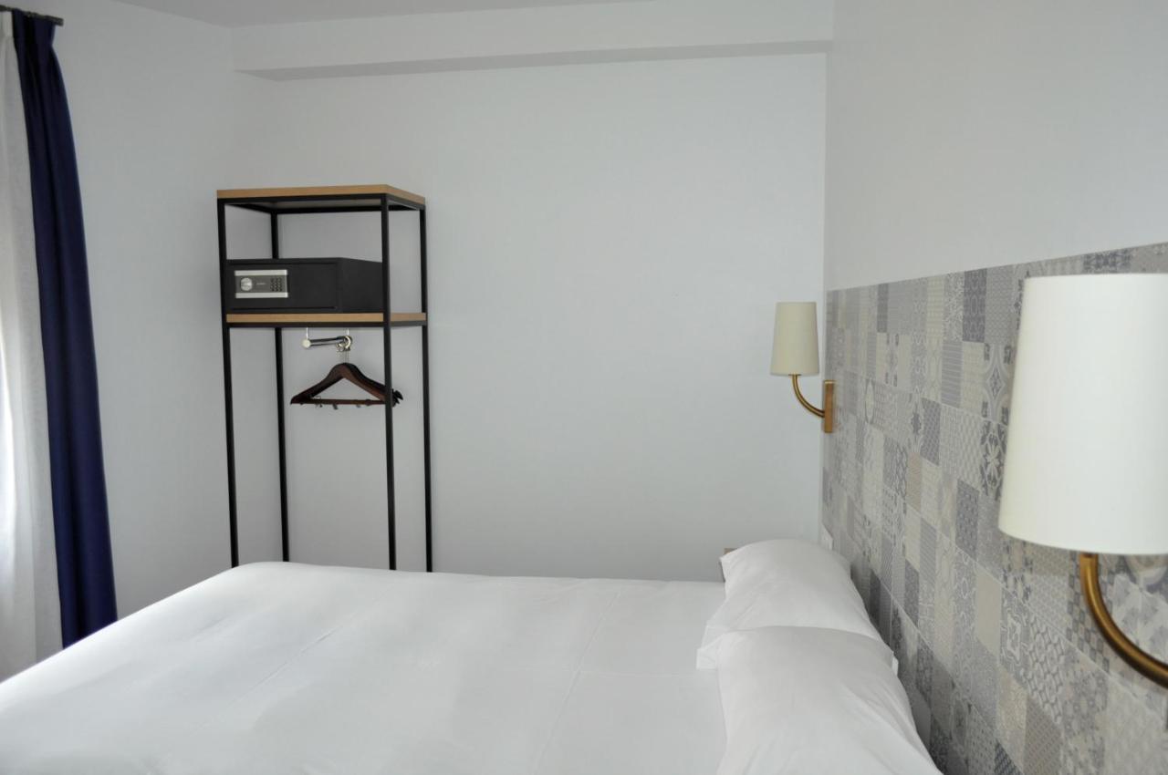 Hostal Restaurante Villa De Brihuega Dış mekan fotoğraf