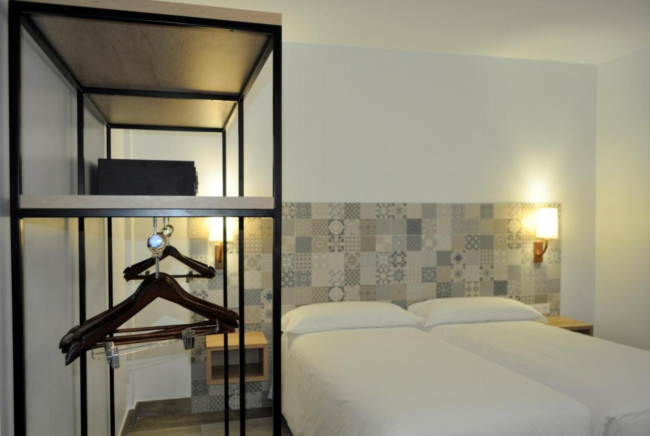 Hostal Restaurante Villa De Brihuega Dış mekan fotoğraf