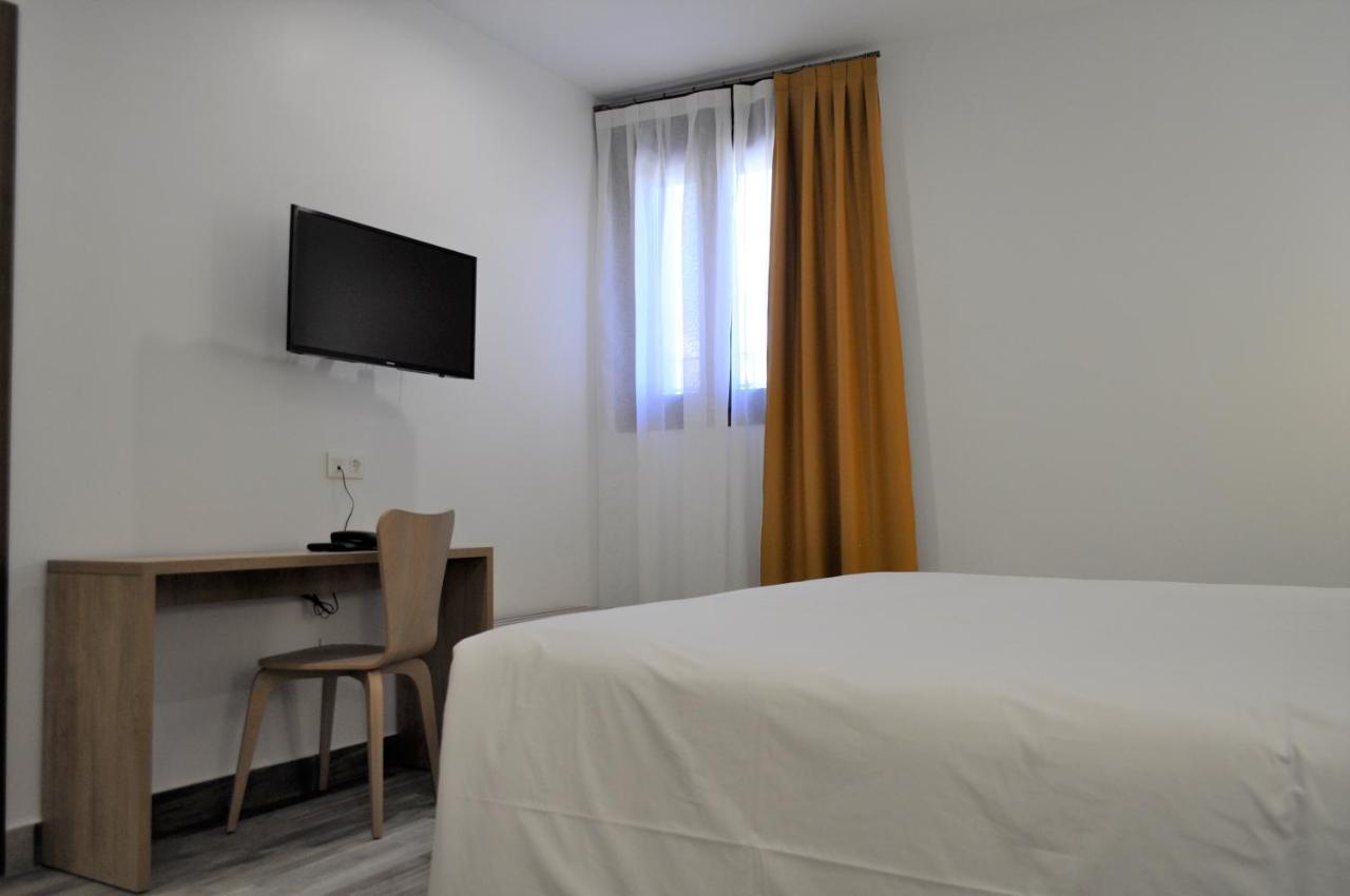 Hostal Restaurante Villa De Brihuega Dış mekan fotoğraf