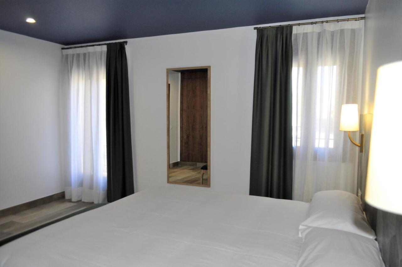 Hostal Restaurante Villa De Brihuega Dış mekan fotoğraf
