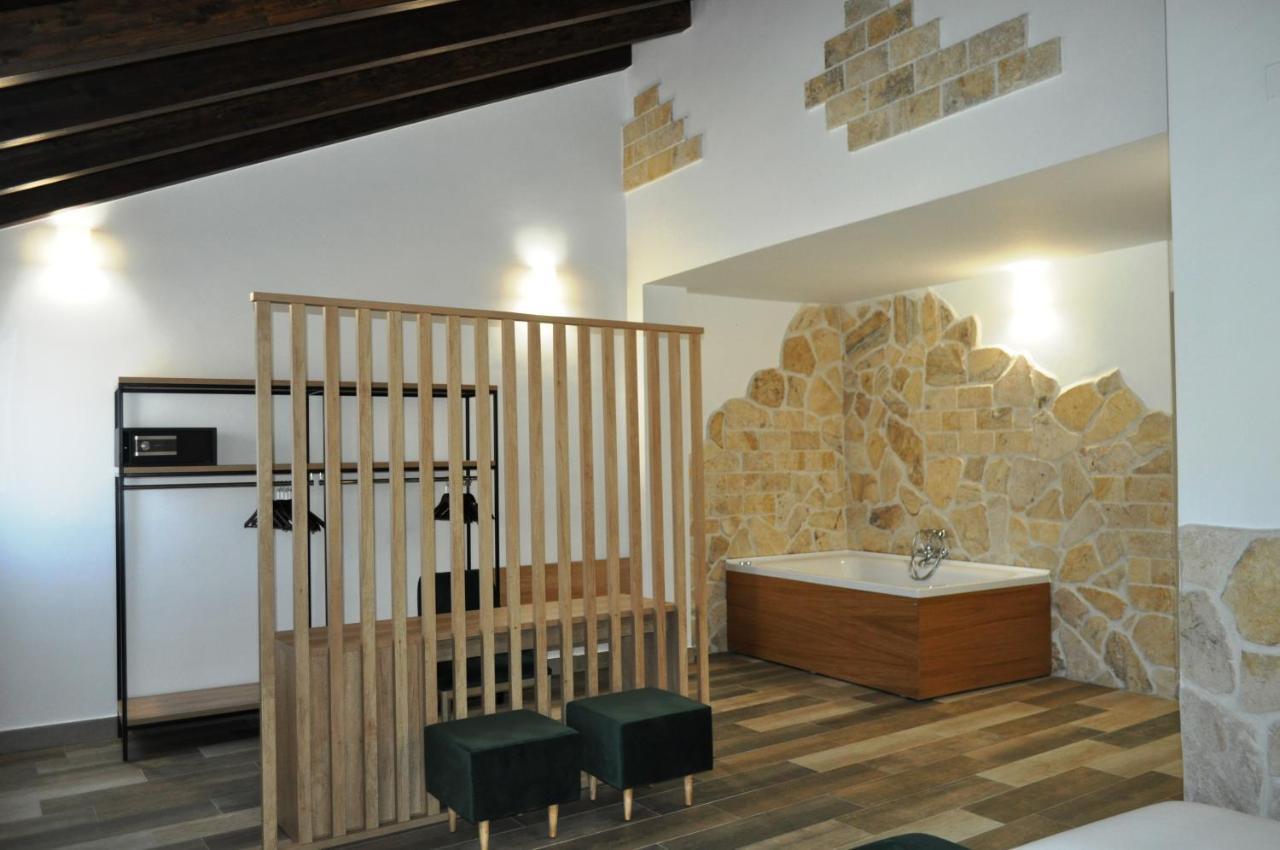Hostal Restaurante Villa De Brihuega Dış mekan fotoğraf